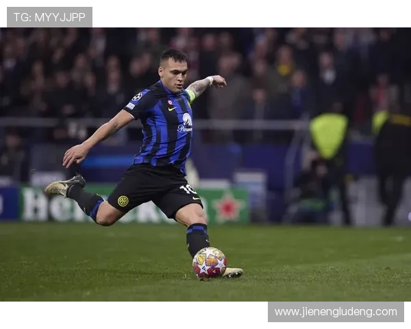 英媒：曼城有意冬窗签苏比门迪，巴雷拉也是优先目标之一