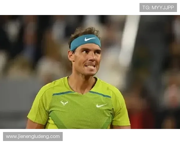 纳达尔力荐斯瓦泰克尝试新教练